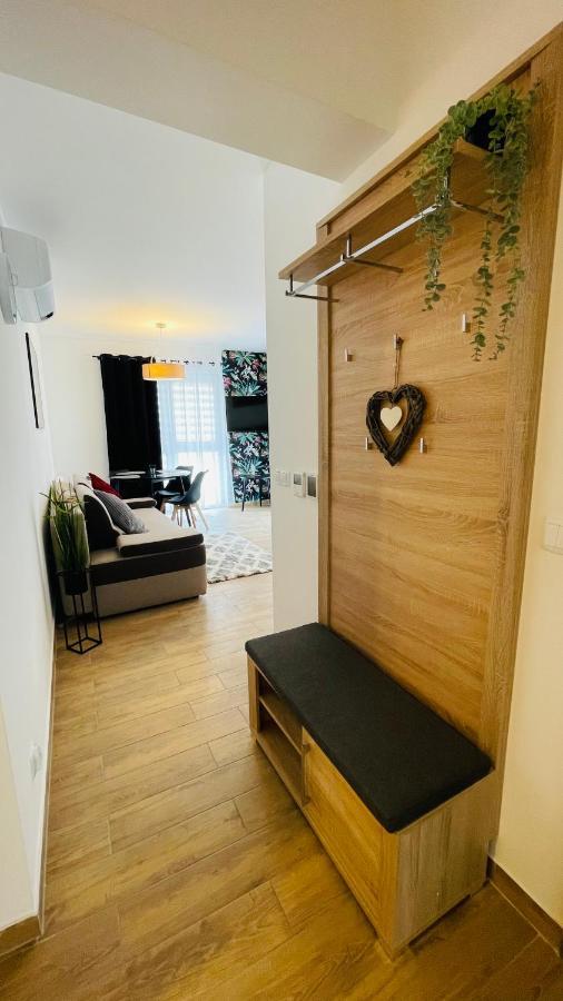 Apartamenty Na Wiejskiej 尤斯托尼莫斯基 外观 照片